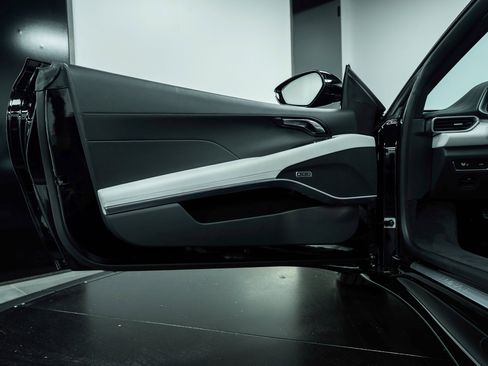 New 2025 Lotus Emira image 16