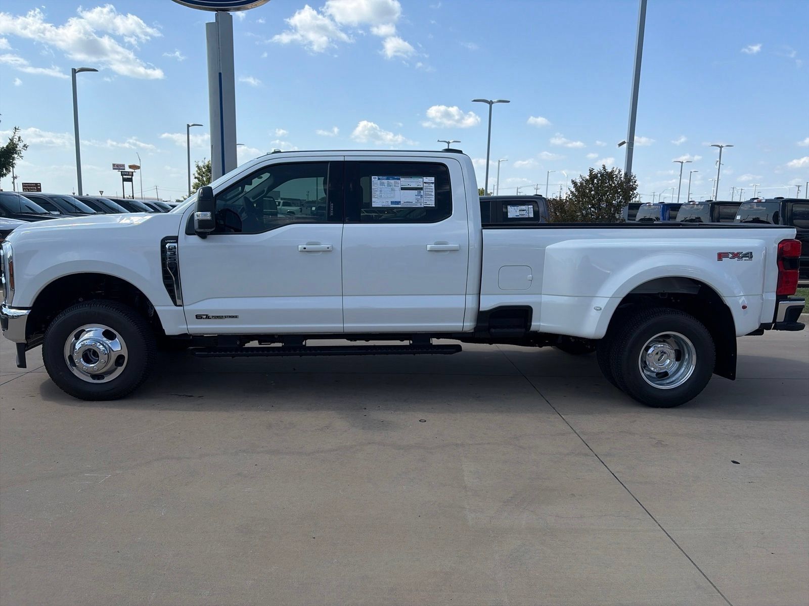 New 2026 Ford F350 Lariat w/ Lariat Premium Package AWD/4WD image 2