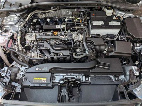 Used 2024 Toyota Corolla Cross L FWD image 21