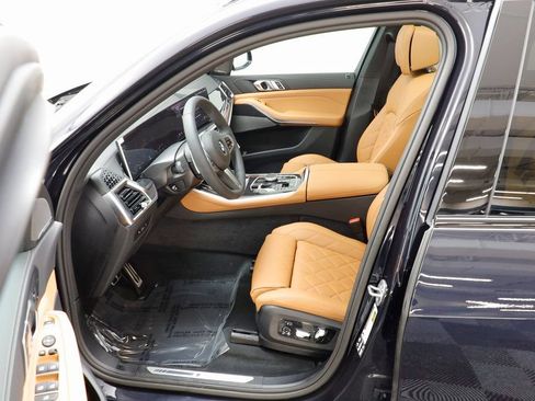 New 2026 BMW X5 xDrive40i w/ M Sport Package AWD/4WD image 6
