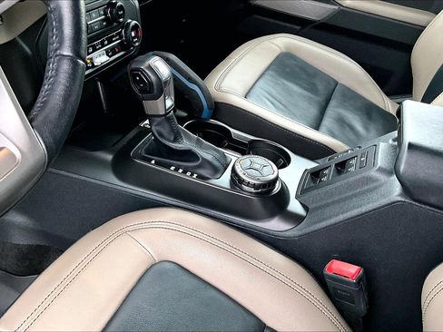 Used 2023 Ford Bronco Wildtrak image 12