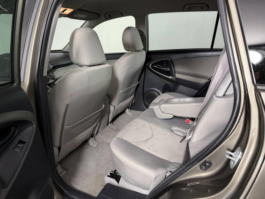 Used 2010 Toyota RAV4 4WD w/ Base L4 Extra Value Pkg image 18