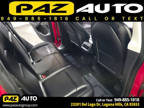 Used 2022 Tesla Model Y Performance image 13