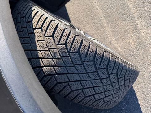 Used 2018 INFINITI QX30 Premium w/ Navigation Package image 41