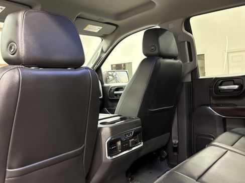 Used 2020 GMC Sierra 1500 SLT w/ SLT Premium Plus Package image 13