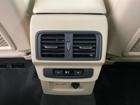 Used 2024 Audi Q5 2.0T Premium Plus w/ Premium Plus Package image 30