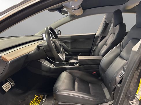 Used 2019 Tesla Model 3 Performance AWD/4WD image 17