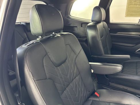 Used 2024 Kia Telluride EX X-Line image 33