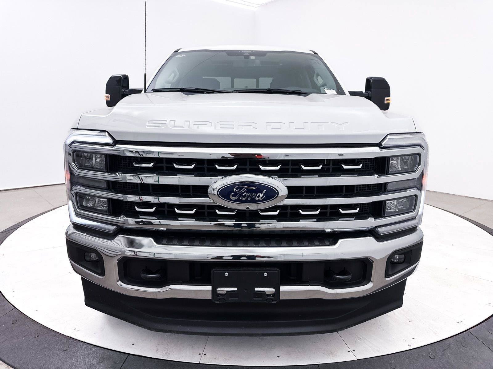 Used 2024 Ford F250 Lariat AWD/4WD image 10