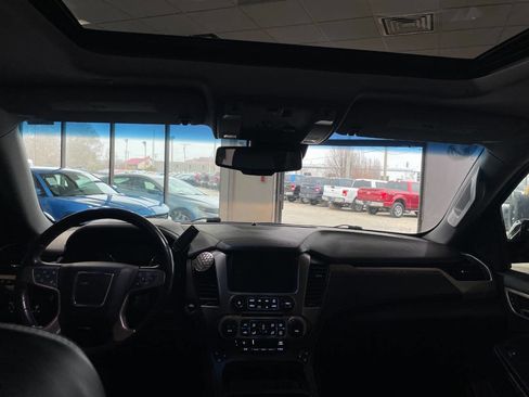 Used 2019 GMC Yukon Denali image 23