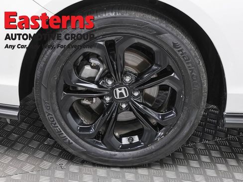 Used 2025 Honda Accord SE image 30