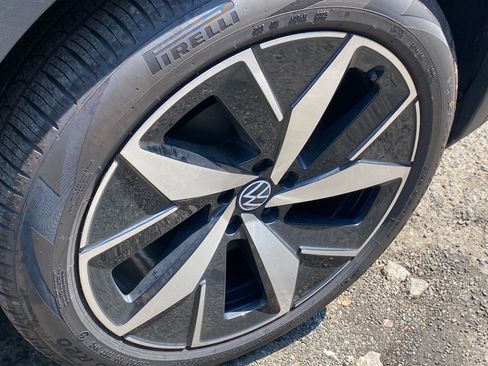 Used 2025 Volkswagen ID.4 Pro S RWD image 19