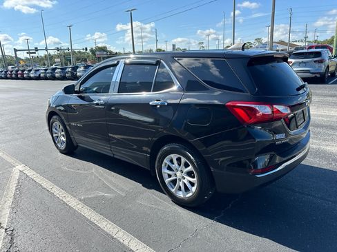 Used 2019 Chevrolet Equinox LT FWD image 4