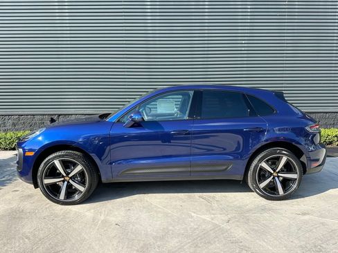 Used 2026 Porsche Macan AWD/4WD image 2