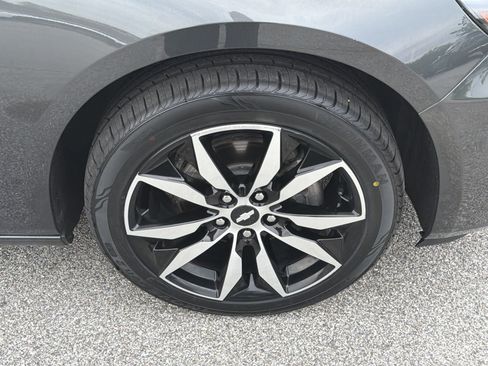 Used 2017 Chevrolet Malibu LT FWD image 60