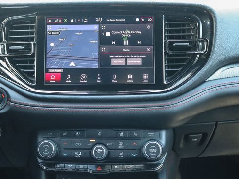Used 2024 Dodge Durango GT AWD/4WD image 12