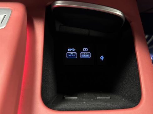 Used 2025 Genesis GV70 2.5T w/ Sport Prestige Package image 24