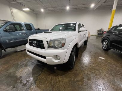 Used 2011 Toyota Tacoma 4x4 Double Cab w/ TRD Sport Pkg