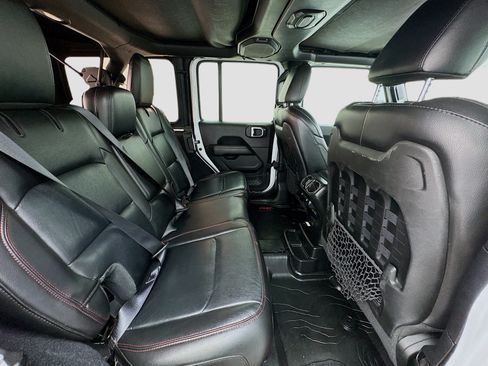 Used 2020 Jeep Wrangler Unlimited Rubicon AWD/4WD image 19