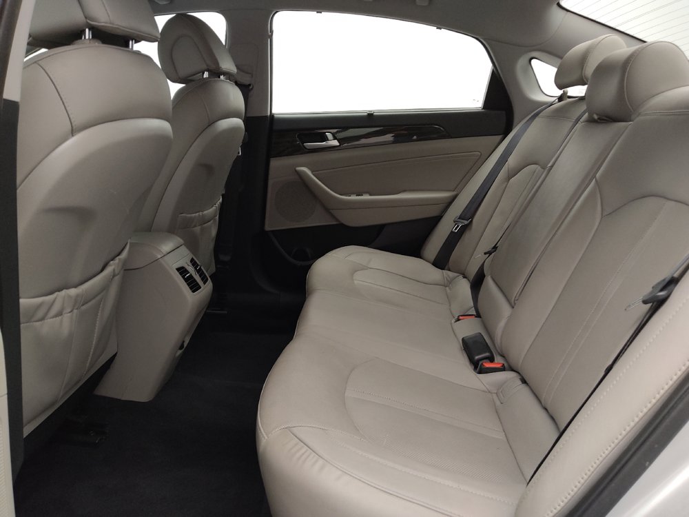 Used 2016 Hyundai Sonata Limited w/ Option Group 05 FWD image 18