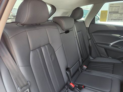 New 2025 Audi Q5 Premium Plus image 19