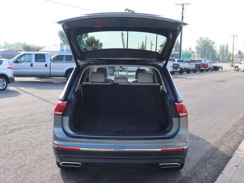 Used 2018 Volkswagen Tiguan SE image 7