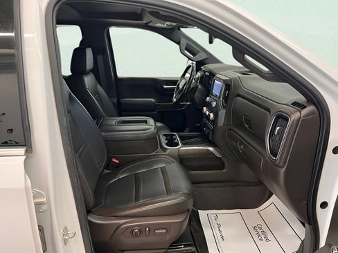 Used 2019 GMC Sierra 1500 Denali w/ Denali Ultimate Package AWD/4WD image 9