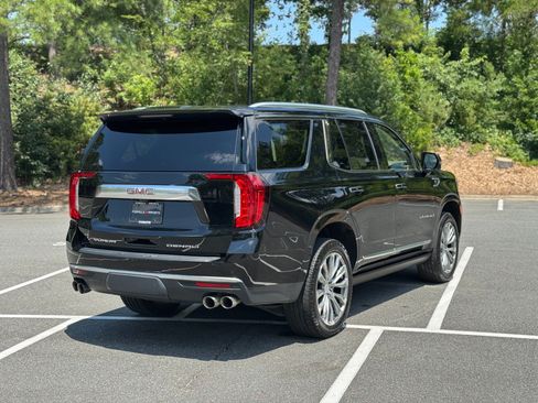 Used 2021 GMC Yukon Denali w/ Denali Ultimate Package AWD/4WD image 13