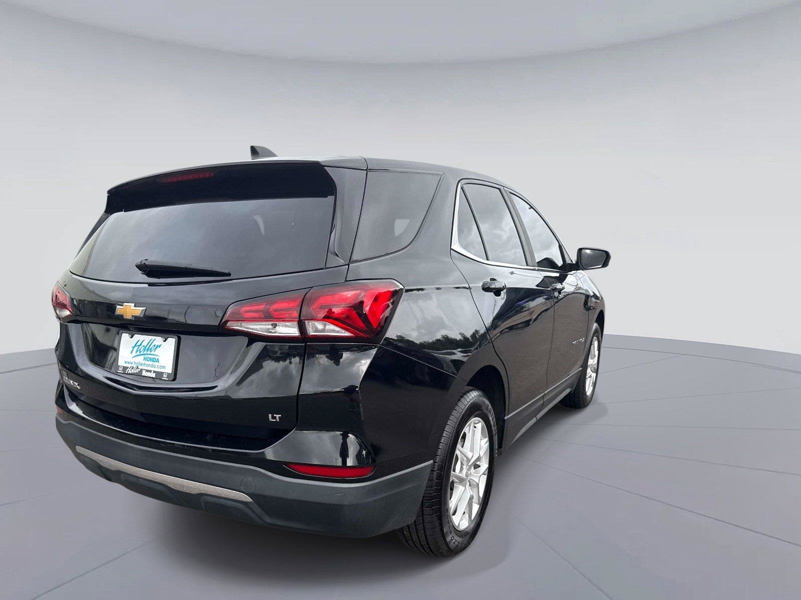 Used 2022 Chevrolet Equinox LT FWD image 4