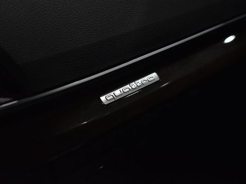 Used 2023 Audi Q5 2.0T Premium w/ Convenience Package image 24