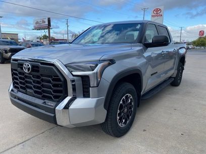 New 2026 Toyota Tundra SR5