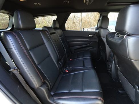 Used 2024 Dodge Durango GT image 27