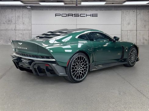 Used 2024 Aston Martin Valour RWD image 9