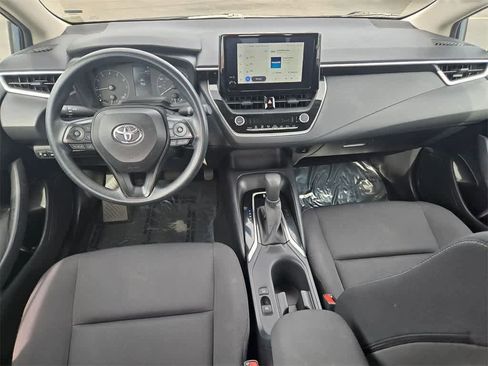 Used 2023 Toyota Corolla LE image 8
