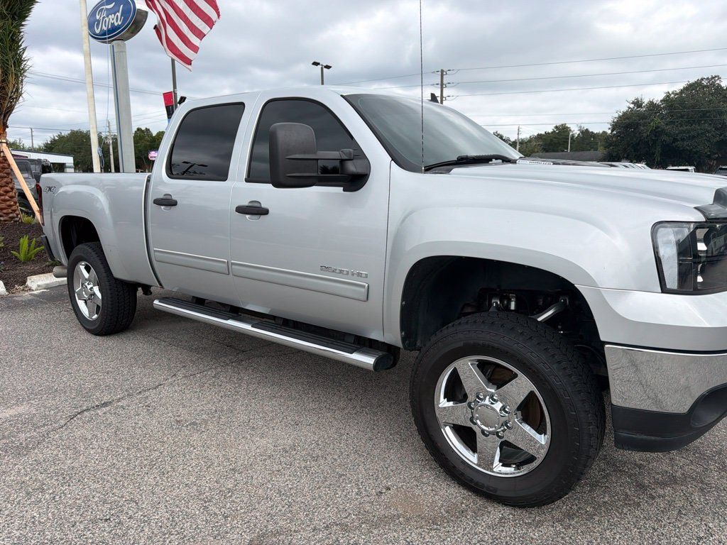 Used 2013 GMC Sierra 2500 SLE AWD/4WD image 3