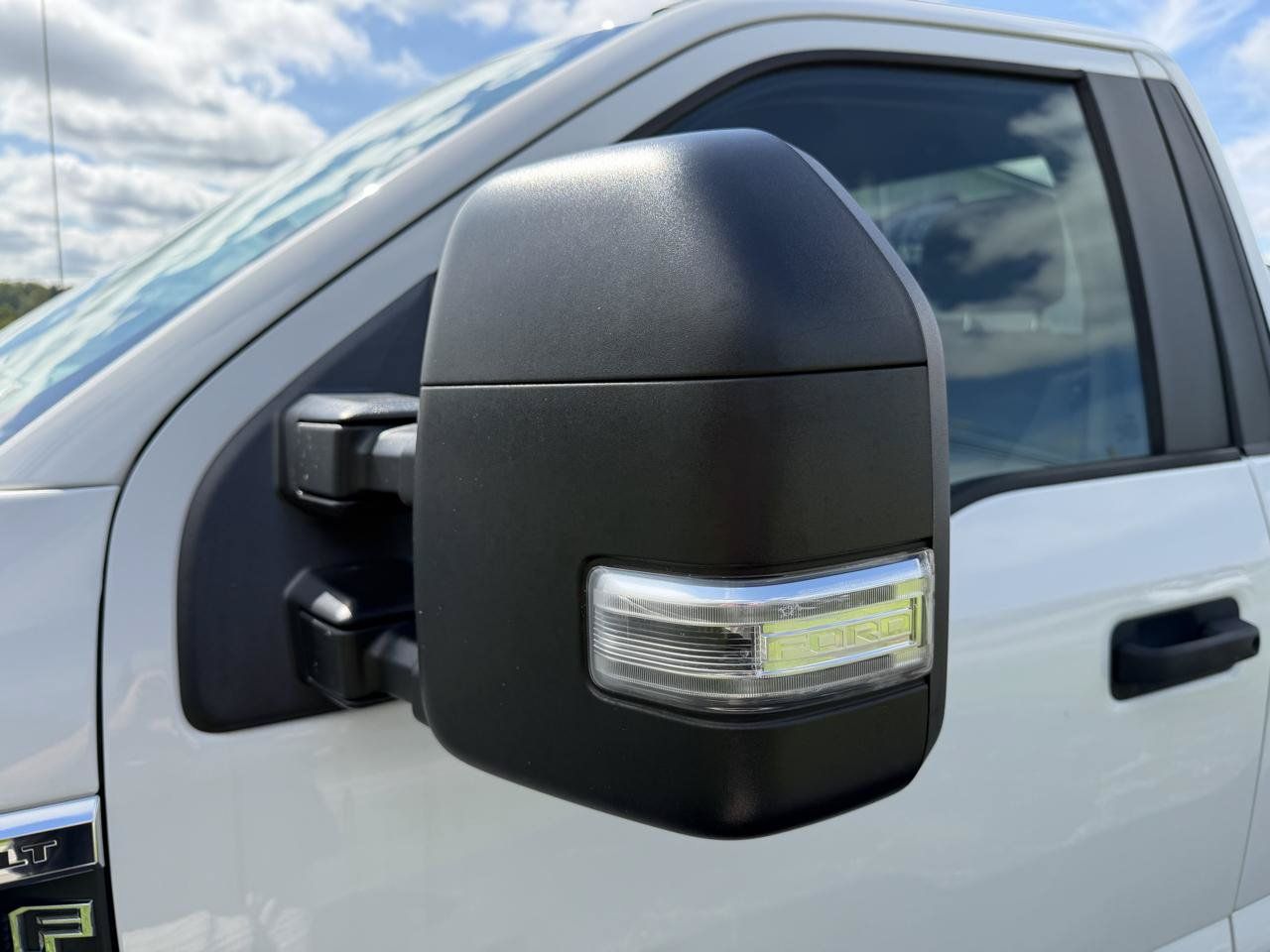 Used 2018 Ford F250 XLT AWD/4WD image 12