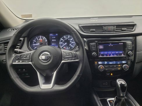 Used 2020 Nissan Rogue SV AWD/4WD image 22