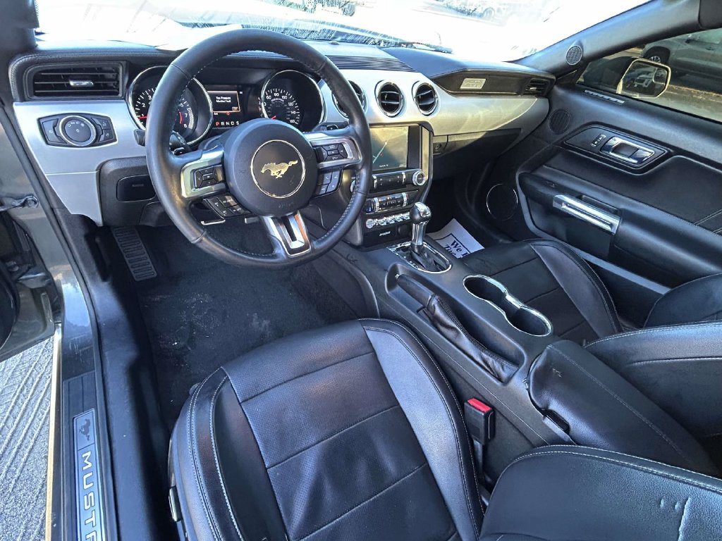 Used 2017 Ford Mustang Premium RWD image 13