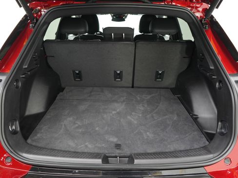 Used 2024 Chevrolet Equinox EV LT image 16