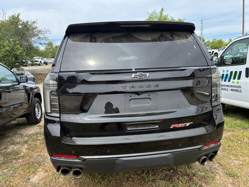 Used 2025 Chevrolet Tahoe RST w/ Comfort Package image 7