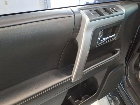 Used 2020 Toyota 4Runner SR5 Premium w/ Moonroof Package image 12