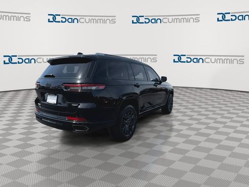 Used 2023 Jeep Grand Cherokee L Summit AWD/4WD image 8