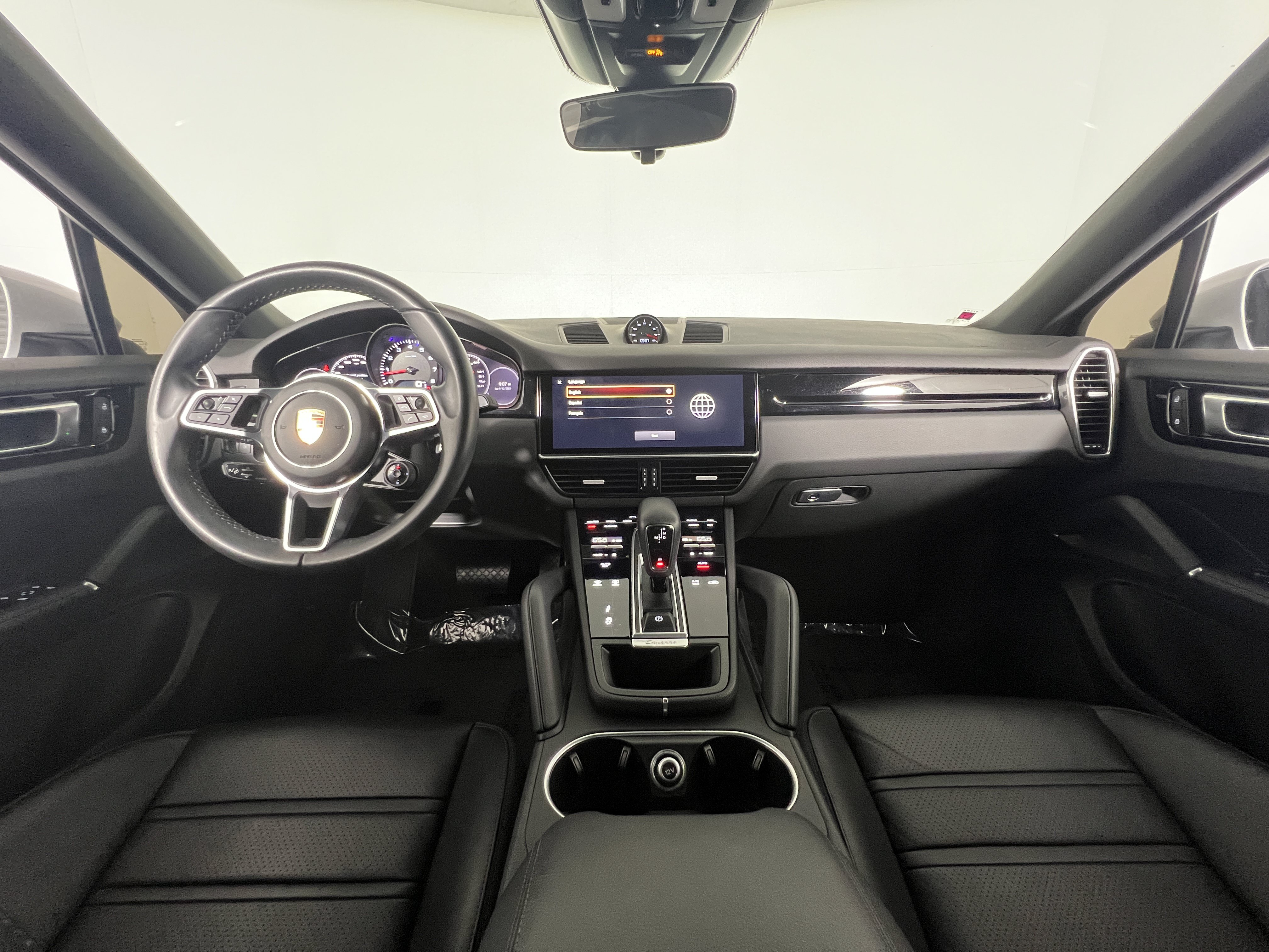 Used 2023 Porsche Cayenne Coupe AWD/4WD image 13