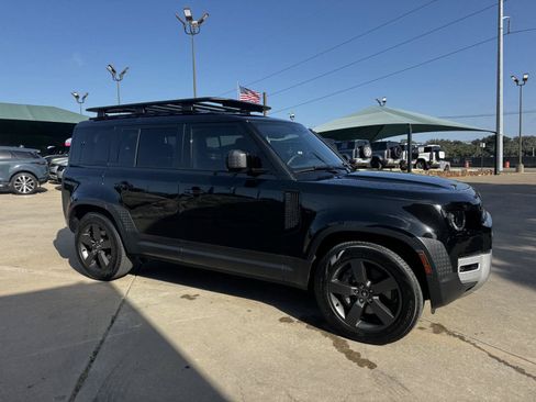 Certified 2025 Land Rover Defender 110 S AWD/4WD image 11
