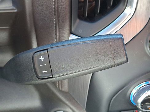 Used 2020 GMC Sierra 2500 Denali w/ Denali Ultimate Package image 16