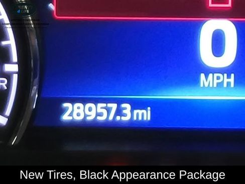 Used 2024 Ford Maverick Lariat w/ Black Appearance Package FWD image 31