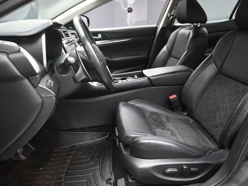 Used 2017 Nissan Maxima SR w/ Midnight Edition FWD image 16