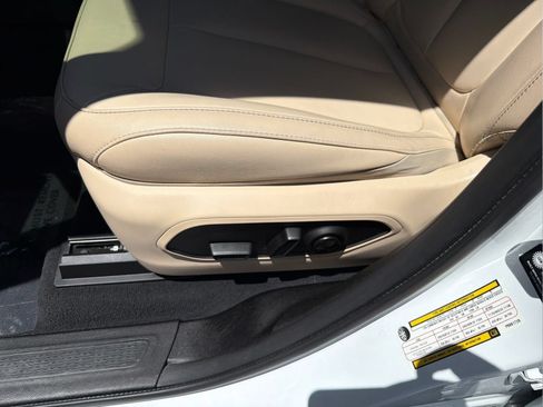 Used 2023 Jeep Grand Cherokee L Limited RWD image 18