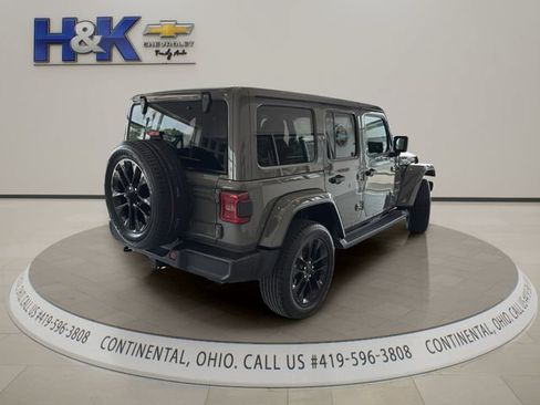 Used 2021 Jeep Wrangler Unlimited Sahara w/ Cold Weather Group AWD/4WD image 6