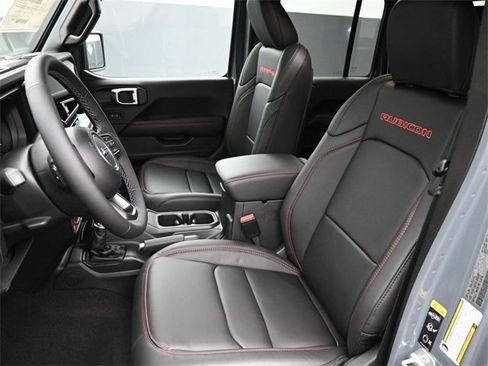 New 2025 Jeep Gladiator Rubicon image 13